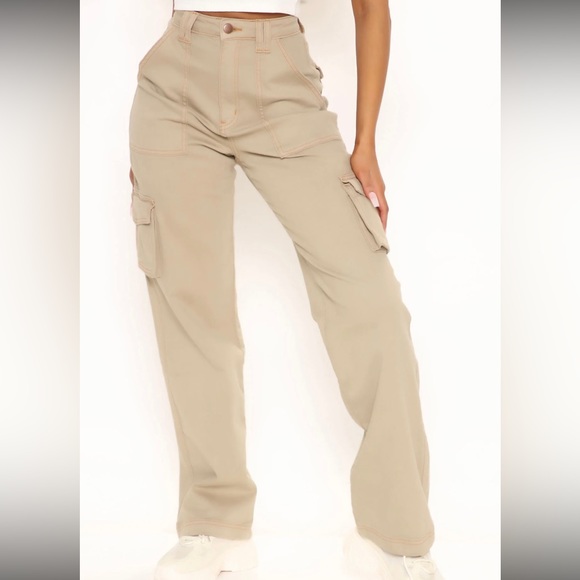 Fashion Nova Cargo Boyfriend Jeans - Picture 9 of 9